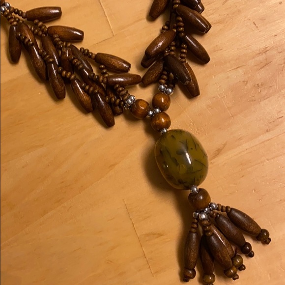 Necklace - Picture 2 of 3